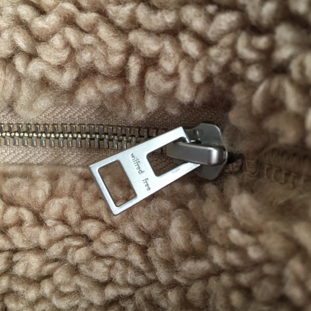 Aritzia Wilfred Free The Teddy Jacket - Picture 10 of 13